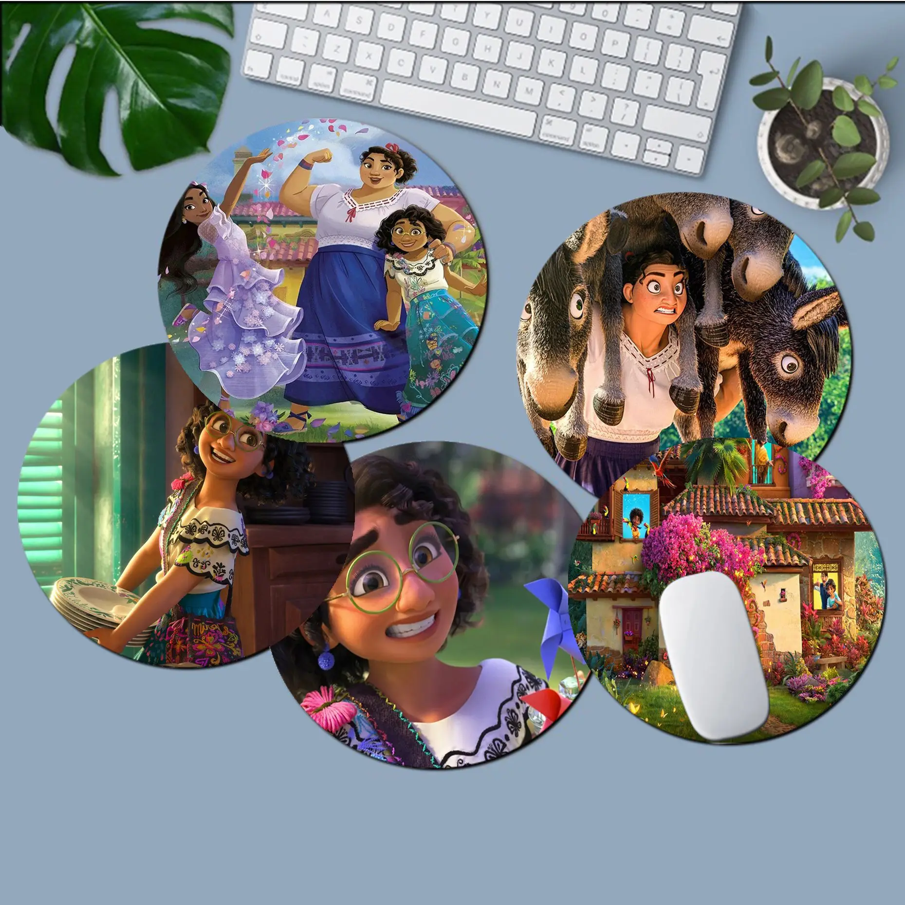 Disney Encanto 22x22cm Round Kawaii Cartoon Anime Gaming Mouse Pad Keyboard Mouse Mats Deskpad Girls for PC Desk Pad
Disney Encanto 22x22cm Round Kawaii Cartoon Anime Gaming Mouse Pad Keyboard Mouse Mats Deskpad Girls for PC Desk Pad