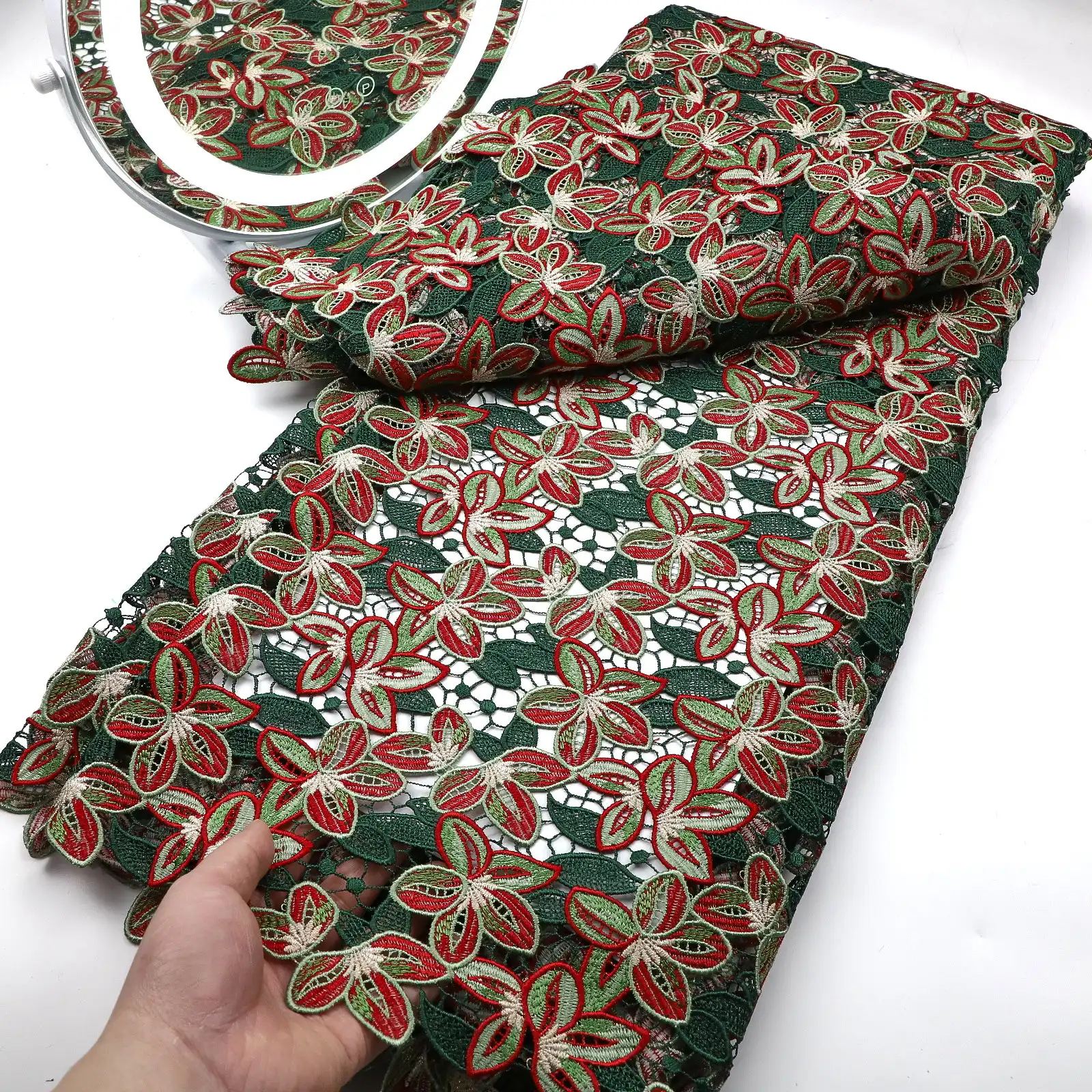 Skin friendly 5 Yards Top Class Guipure Lace very Soft African Cord Fabric Neat Embroidery Nigerian Ghana Dubai Celebration Wear
Skin friendly 5 Yards Top Class Guipure Lace very Soft African Cord Fabric Neat Embroidery Nigerian Ghana Dubai Celebration Wear