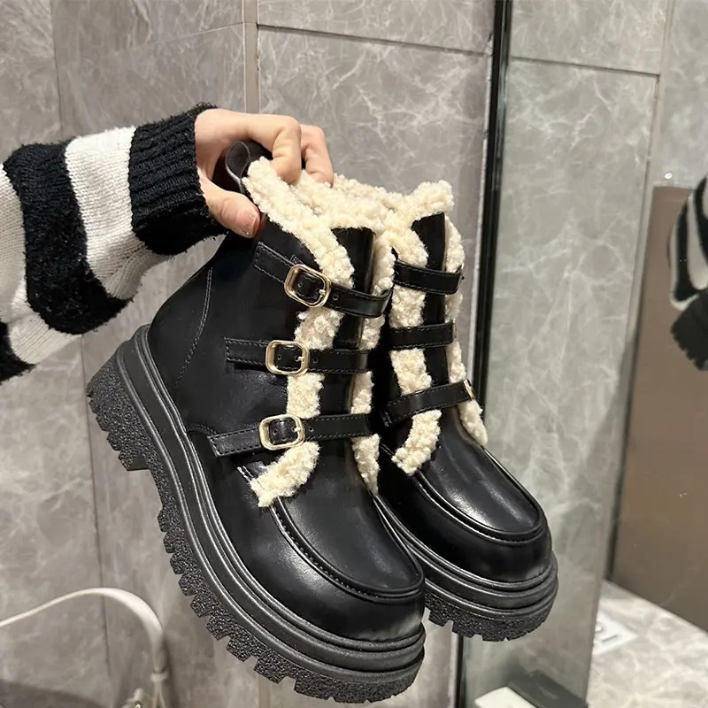 Buckle Mid Heels Platform Fur Snow Chelsea Women Boots Luxury Brand Goth Motorcycle Botas Winter New Warm Chaussures Femmes
Buckle Mid Heels Platform Fur Snow Chelsea Women Boots Luxury Brand Goth Motorcycle Botas Winter New Warm Chaussures Femmes