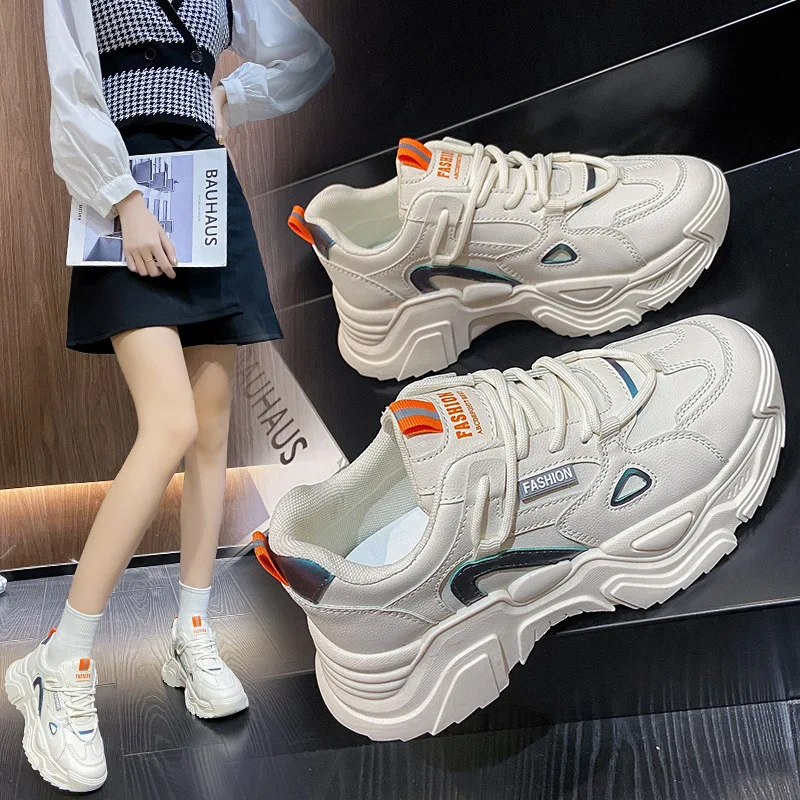 New Casual Shoes for Women In Spring and Autumn, Versatile Sports Casual Shoes for Students, Thick Soles, and High Rise Shoes
New Casual Shoes for Women In Spring and Autumn, Versatile Sports Casual Shoes for Students, Thick Soles, and High Rise Shoes