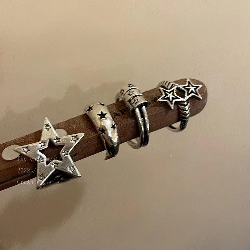 European American Retro Punk Pentagram Metal Ring Personality Men and Women Wear Star Ring Hip-hop Trend Ring
European American Retro Punk Pentagram Metal Ring Personality Men and Women Wear Star Ring Hip-hop Trend Ring