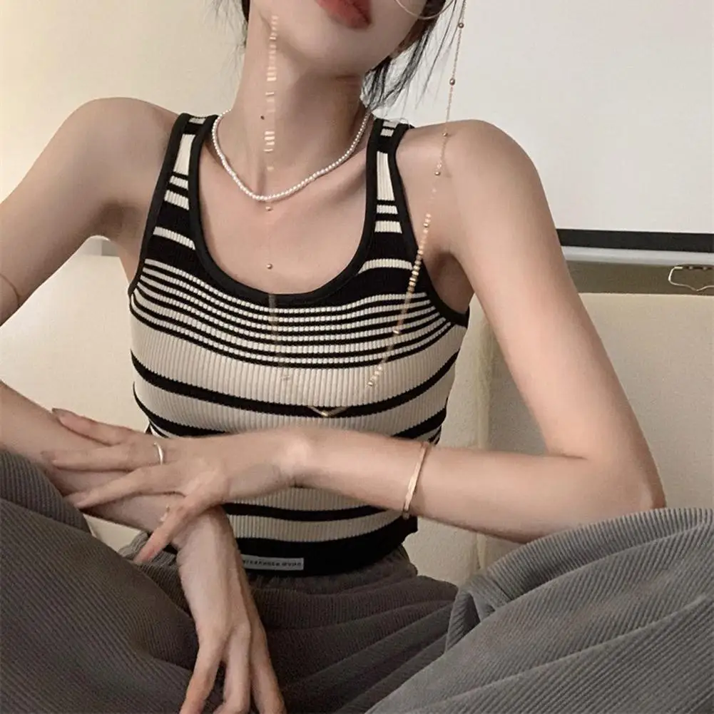 2022 Simple Style Summer Women Knitted Cropped Tops Retro Contrast Color Stripe Slim Fit Suspender Vest
2022 Simple Style Summer Women Knitted Cropped Tops Retro Contrast Color Stripe Slim Fit Suspender Vest