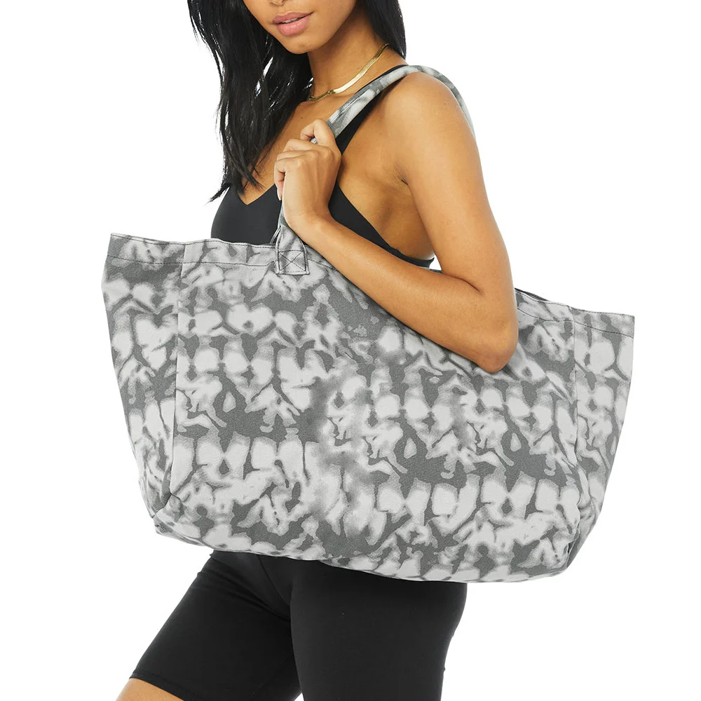 New Versatile Yoga Bag Fitness Exercise Bag Male And Female Students Receive Single Shoulder Bag Shopping Bag
New Versatile Yoga Bag Fitness Exercise Bag Male And Female Students Receive Single Shoulder Bag Shopping Bag
