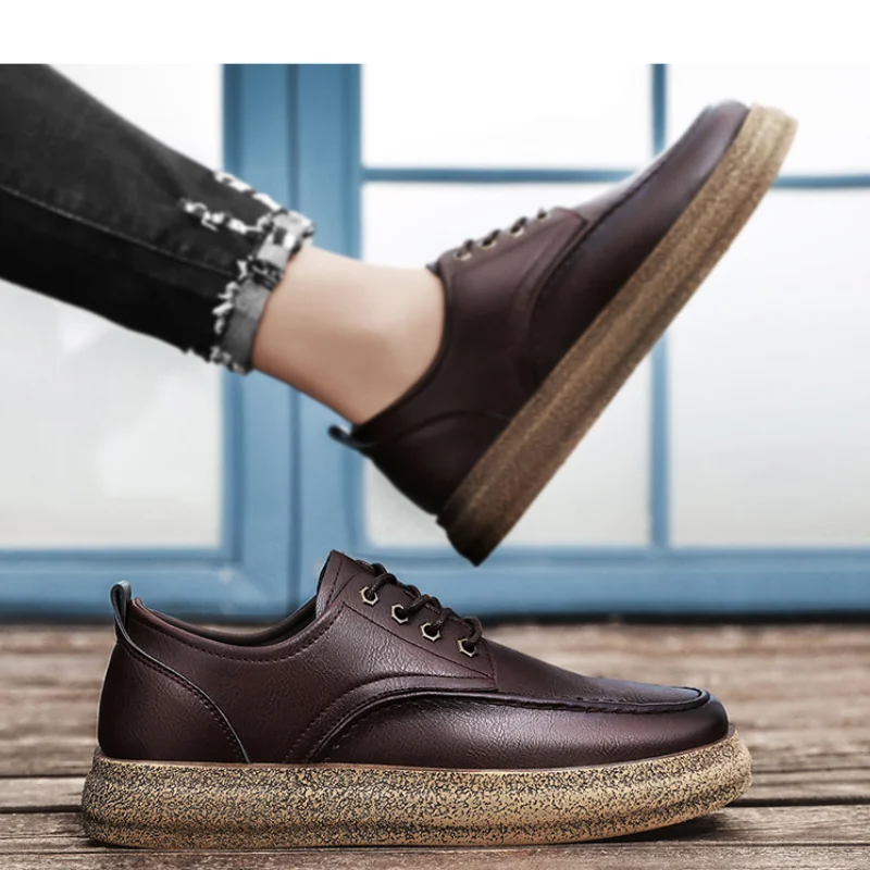 Casual Leather Shoes Men's Autumn New Style British Style Low Boots Flat Bottom Increase Men's Shoes fashion Business
Casual Leather Shoes Men's Autumn New Style British Style Low Boots Flat Bottom Increase Men's Shoes fashion Business