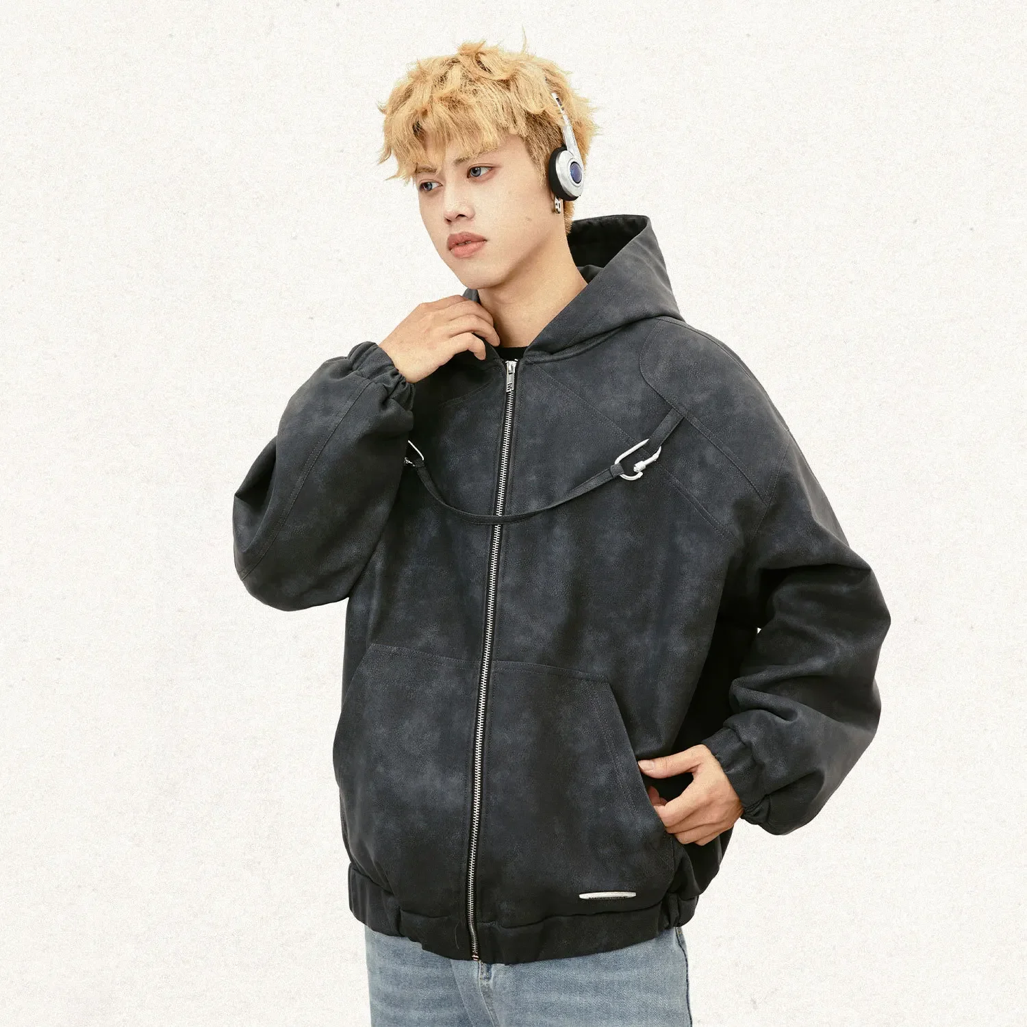 MADE EXTREME Halo Dyed PU Leather Jacket Thickened Hooded Coat Y2k Clothes Clean Fit
MADE EXTREME Halo Dyed PU Leather Jacket Thickened Hooded Coat Y2k Clothes Clean Fit