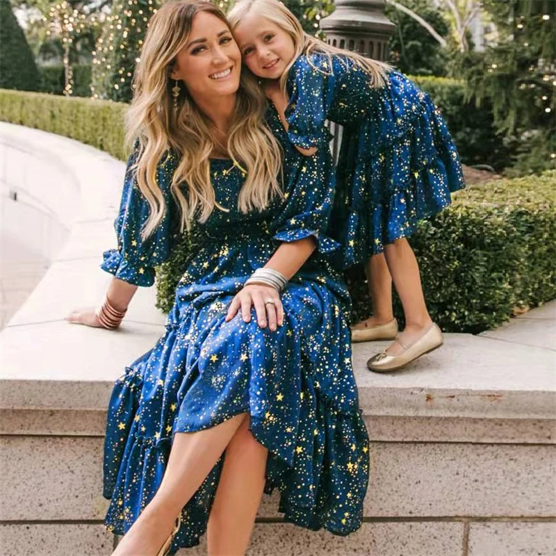 Family Set Puff Sleeve Mother Daughter Matching Dresses Square Neck Mommy and Me Clothes Fashion Mom Baby Women & Girls Dress
Family Set Puff Sleeve Mother Daughter Matching Dresses Square Neck Mommy and Me Clothes Fashion Mom Baby Women & Girls Dress