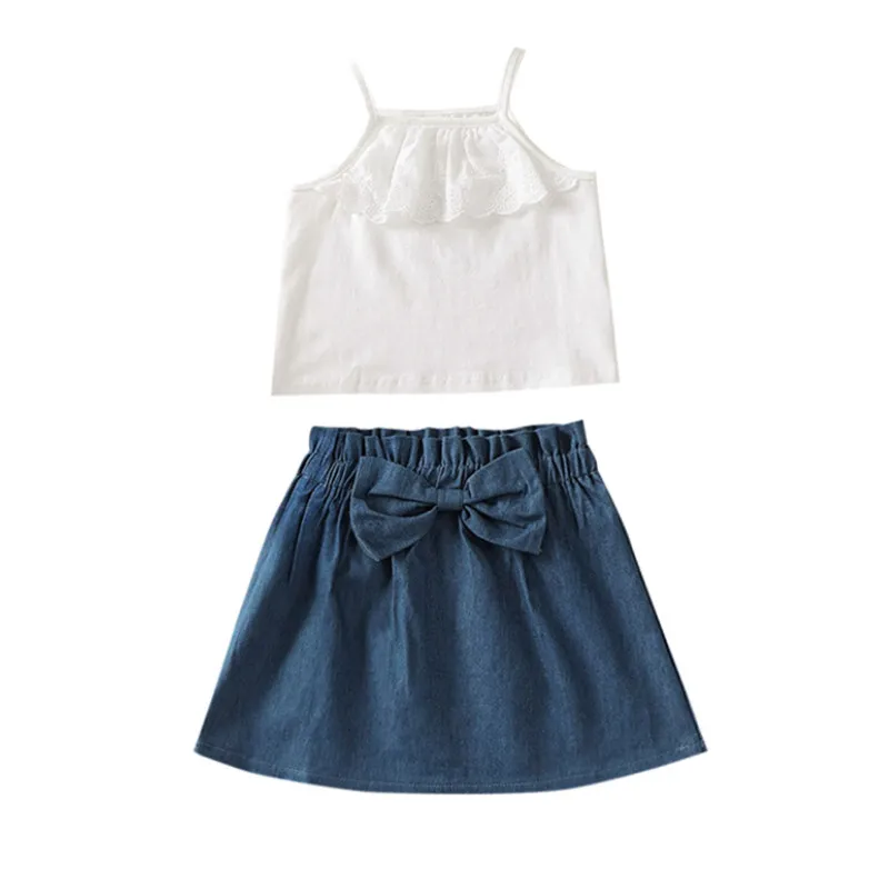 Однотонный комплект одежды для девочек, укороченный топ без рукавов с кружевом + короткая джинсовая юбка с бантом
Однотонный комплект одежды для девочек, укороченный топ без рукавов с кружевом + короткая джинсовая юбка с бантом