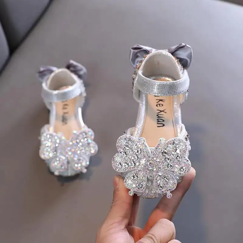 New Summer Girls Sandals Rhinestone Bowknot Sandal Children Soft Bottom Princess Shoes Kid's Flat Sheos Spring Autumn
New Summer Girls Sandals Rhinestone Bowknot Sandal Children Soft Bottom Princess Shoes Kid's Flat Sheos Spring Autumn