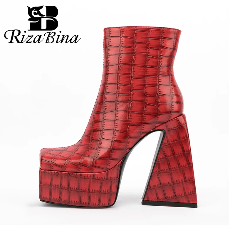 RIZABINA 2022 Women Ankle Boots Chunky High Heels Platform Fashion Woman'S Shoe Outdoor Stone Pattern Ladies Footwear Size 34-44
RIZABINA 2022 Women Ankle Boots Chunky High Heels Platform Fashion Woman'S Shoe Outdoor Stone Pattern Ladies Footwear Size 34-44