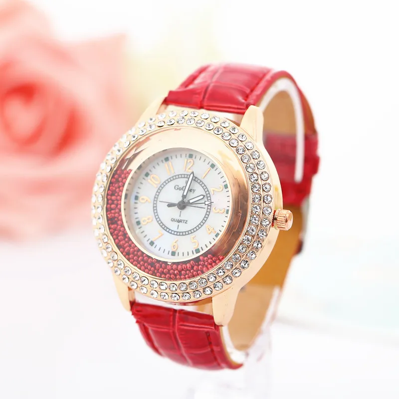 Crystal Rhinestone Leather band women watch ladies dress Quartz watches creatice Large dial wristwatches for women 
Crystal Rhinestone Leather band women watch ladies dress Quartz watches creatice Large dial wristwatches for women