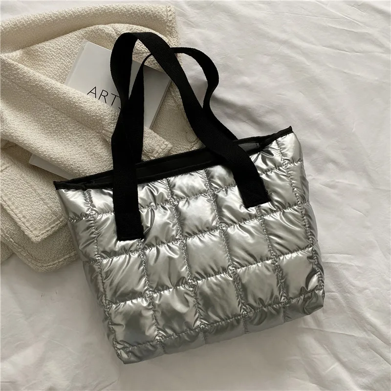 Winter Large Capacity Tote Cotton Clothes Bag 2021 Shopper Tote Bag Fashion Handbag Shoulder Bdesigner Bag Soft Handbags Women
Winter Large Capacity Tote Cotton Clothes Bag 2021 Shopper Tote Bag Fashion Handbag Shoulder Bdesigner Bag Soft Handbags Women
