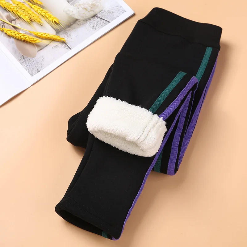 Baby Pants for Girls Lamb Velvet Leggings 2023 New Children Warm Striped Trousers Outside 3 To 10year
Baby Pants for Girls Lamb Velvet Leggings 2023 New Children Warm Striped Trousers Outside 3 To 10year