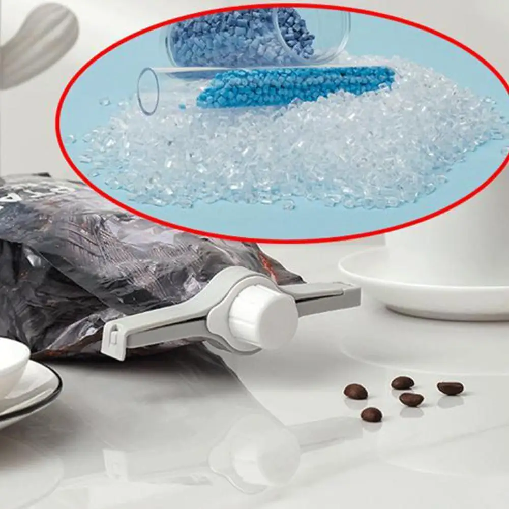 Reuseable Food Sealing Clips Food Plastic Bag Bag Sealing Clip Food Clip With A Cap Type Spray Nozzle Kitchen Tool
Reuseable Food Sealing Clips Food Plastic Bag Bag Sealing Clip Food Clip With A Cap Type Spray Nozzle Kitchen Tool