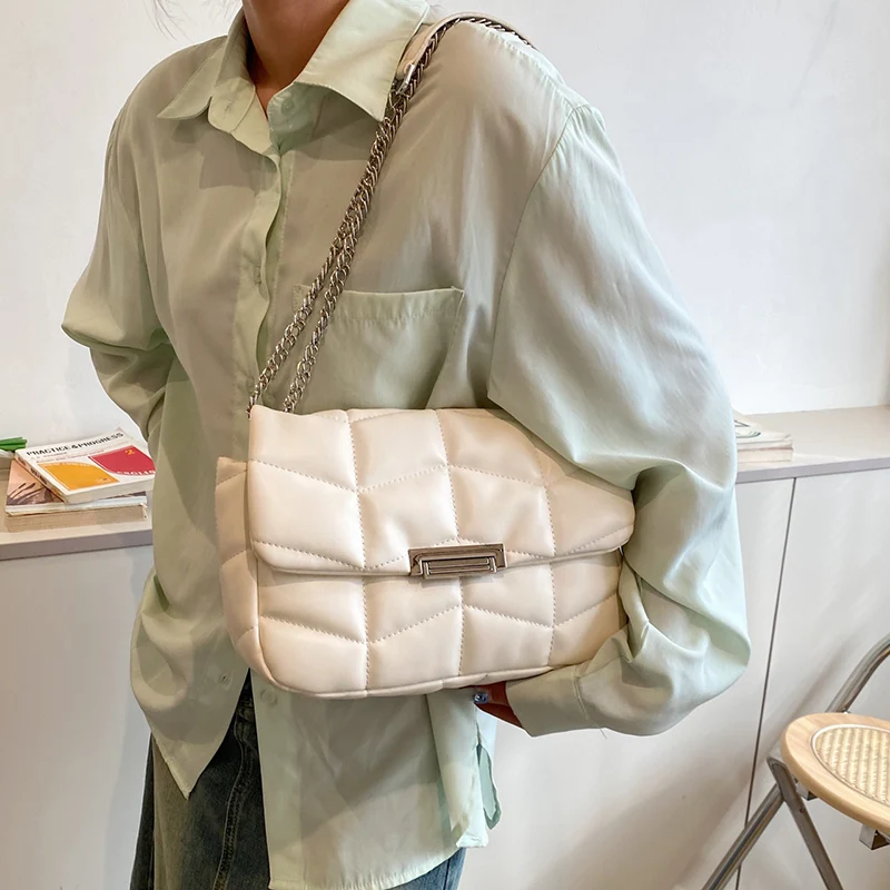 

2023 Luxury Brand Women All-match Simplicity Chain Shoulder Bags Messenger Bags High Quality White Black Khaki Crossbody Bags