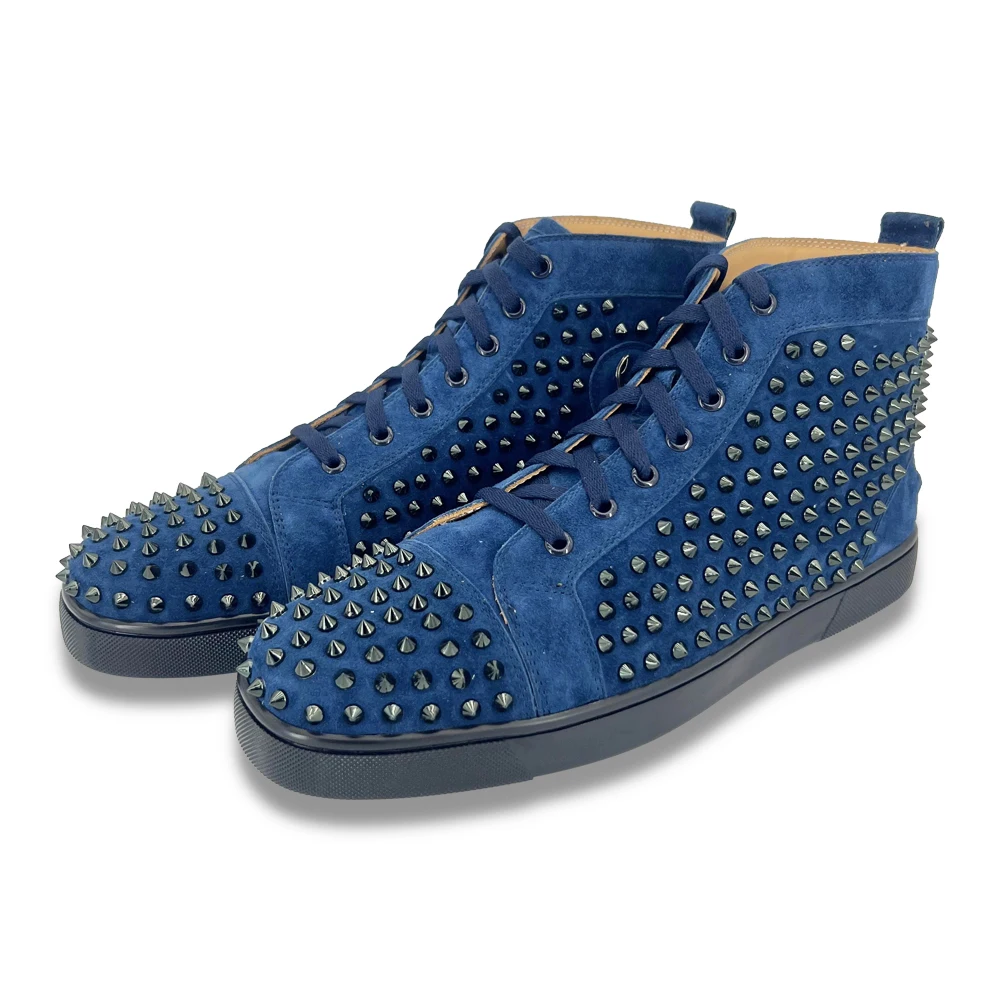 Luxury Designer Calfskin Suede Leather Casual Shoes Full Rivets High Top Sneakers For Punk Style Women Men Party Shoes Trainers
Luxury Designer Calfskin Suede Leather Casual Shoes Full Rivets High Top Sneakers For Punk Style Women Men Party Shoes Trainers