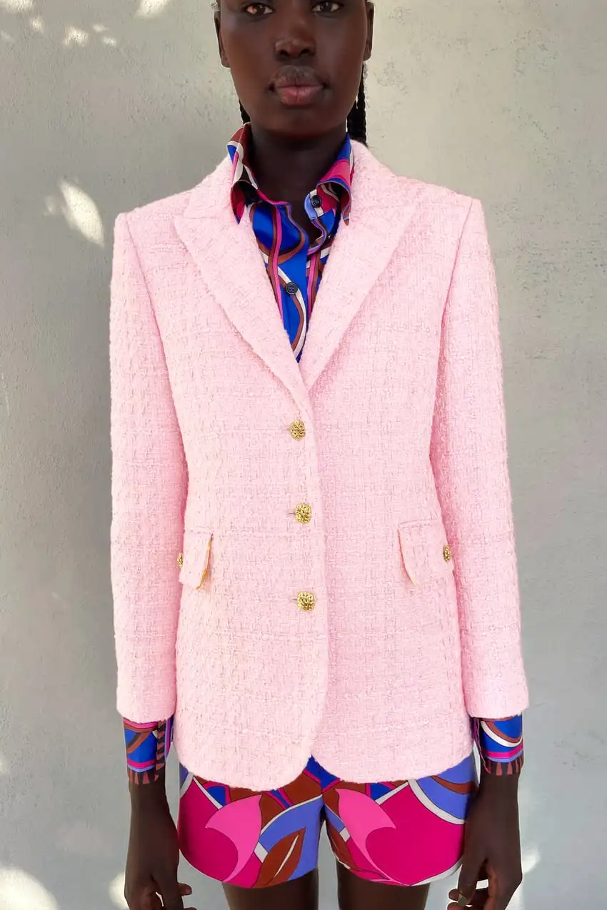 Single Row Pointed Three-Button Suit Autumn And Winter Fashion European And American Jacket Elegant New Style
Single Row Pointed Three-Button Suit Autumn And Winter Fashion European And American Jacket Elegant New Style