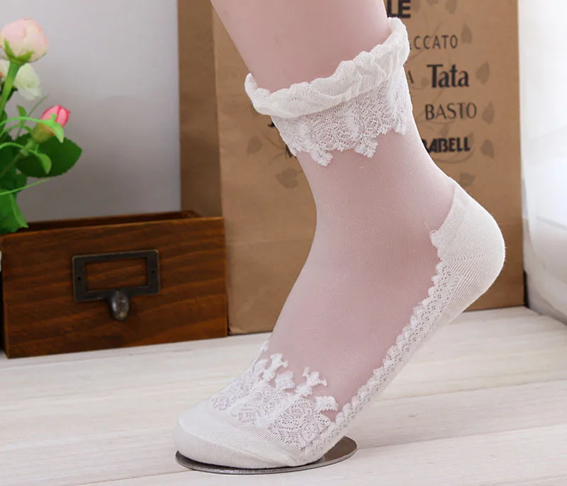 1Pair Women Sport Socks Lace Ruffle Ankle Sock Soft Sheer Cotton Mesh Knit Ankle Socks Female Fitness Gym Yoga Socks NEW
1Pair Women Sport Socks Lace Ruffle Ankle Sock Soft Sheer Cotton Mesh Knit Ankle Socks Female Fitness Gym Yoga Socks NEW