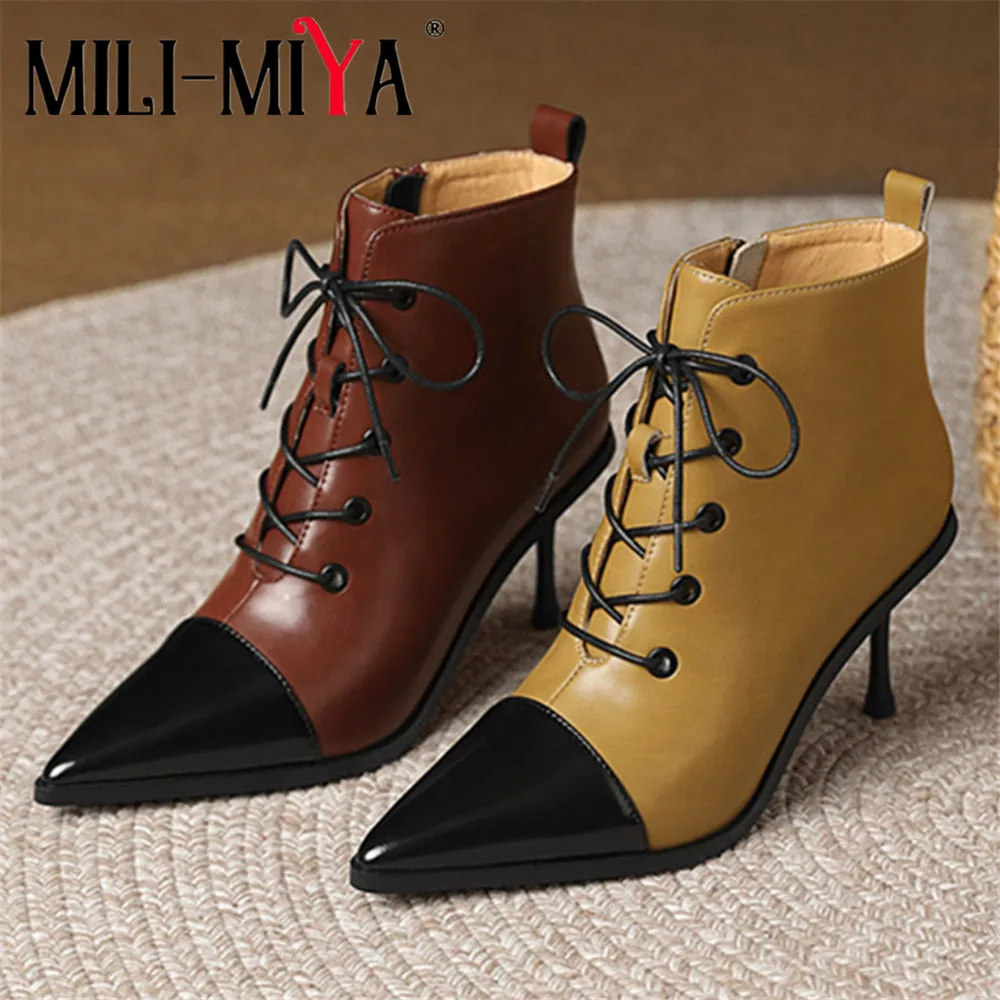 Женские ботильоны ручной работы из натуральной кожи с острым носком
Женские ботильоны ручной работы из натуральной кожи с острым носком