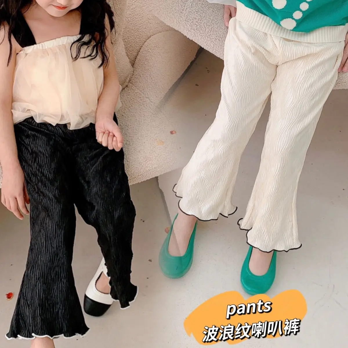 Spring and summer new wave pattern bell bottomed pants for girls middle and young children baby girl leggings
Spring and summer new wave pattern bell bottomed pants for girls middle and young children baby girl leggings