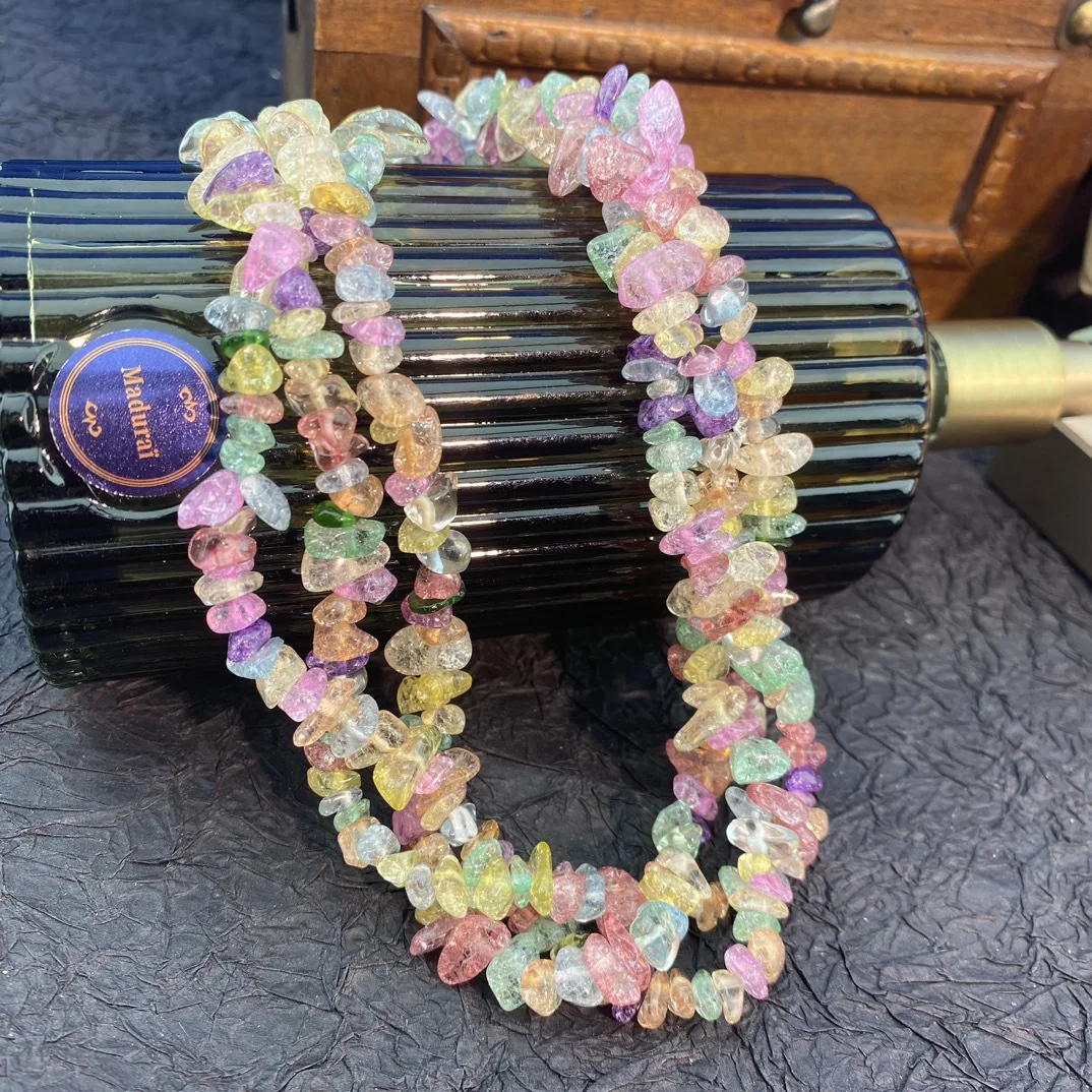 2023 summer new colorful small gravel pure hand-beaded three-layer sweet fashion necklace
2023 summer new colorful small gravel pure hand-beaded three-layer sweet fashion necklace