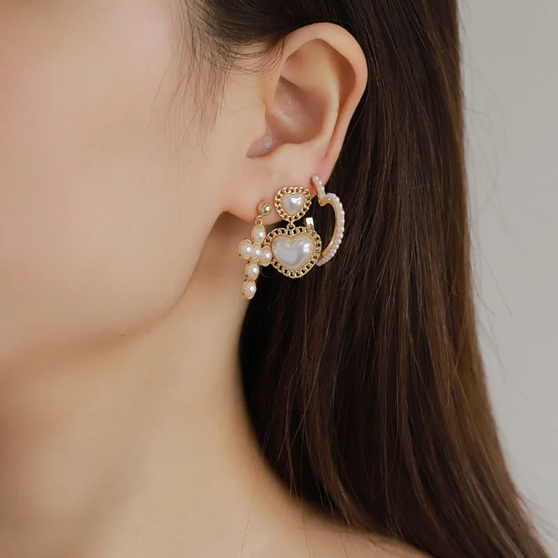 Set of 3 Original Design Heart-shaped Pearl Set Women's Earrings, Fashion Versatile Cross Hanging Earrings Jewelry Gift
Set of 3 Original Design Heart-shaped Pearl Set Women's Earrings, Fashion Versatile Cross Hanging Earrings Jewelry Gift