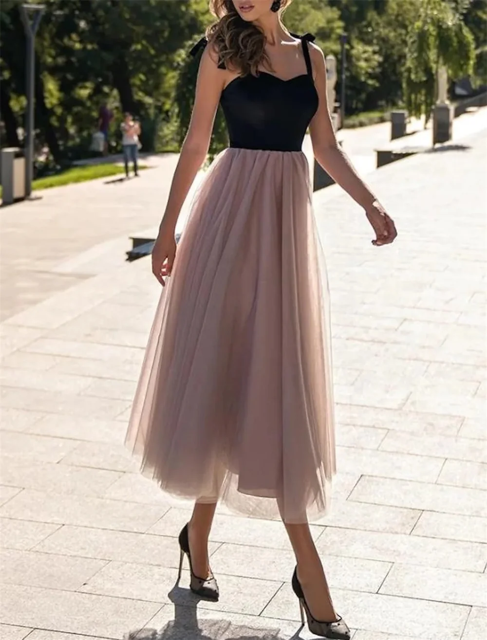 A-Line Cocktail Dresses Color Block HTea Length Sleeveless Sweetheart Neckline Tulle with Bow(s) Splicing 2022 
A-Line Cocktail Dresses Color Block HTea Length Sleeveless Sweetheart Neckline Tulle with Bow(s) Splicing 2022