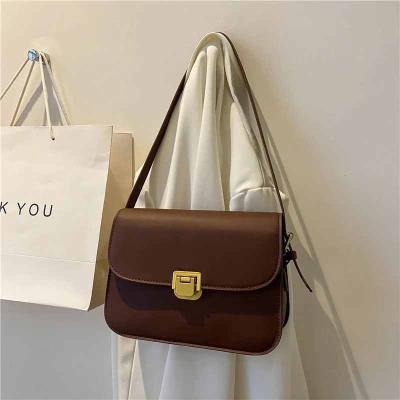 Fashionable Shoulder and Crossbody Bags with Hasp Closure Handbags for Women 2023 Designer Luxury Designer Bag
Fashionable Shoulder and Crossbody Bags with Hasp Closure Handbags for Women 2023 Designer Luxury Designer Bag