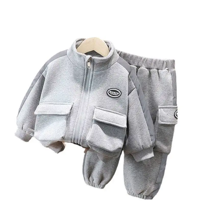New 1-6Years Kids Clothes Set Fashion Autumn Winter Cotton Turtleneck Velvet Warm Boys Pockets Jacket+Pants 2Pcs Suits
New 1-6Years Kids Clothes Set Fashion Autumn Winter Cotton Turtleneck Velvet Warm Boys Pockets Jacket+Pants 2Pcs Suits