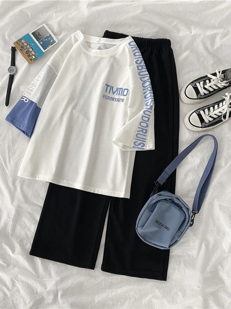 2021 summer new college style three-quarter sleeve T-shirt suit female student Korean version loose wide-leg pants two-piece set
2021 summer new college style three-quarter sleeve T-shirt suit female student Korean version loose wide-leg pants two-piece set