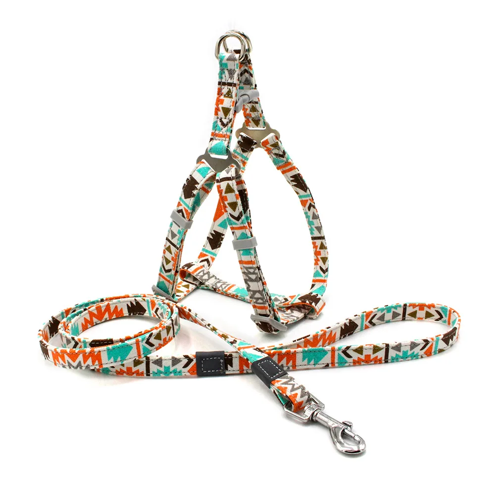 No Pull Dog Harness Set with 1.2m Dog Leash Size Adjustable Canvas Print Harness for Dogs Pitbull Leashes Dog Supplies for Pet
No Pull Dog Harness Set with 1.2m Dog Leash Size Adjustable Canvas Print Harness for Dogs Pitbull Leashes Dog Supplies for Pet