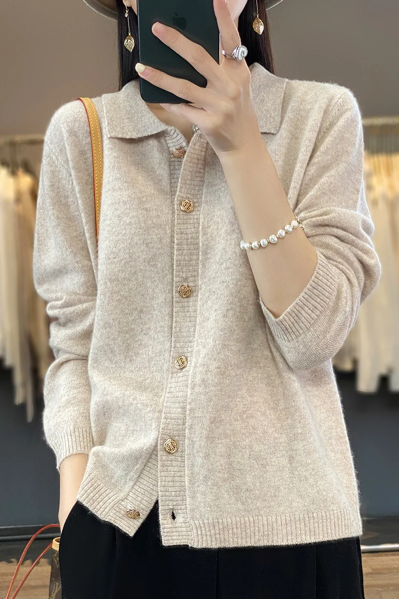 100% Merino Wool Sweater Cardigan Traf Official 2023 Autumn And Winter New Women's Clothing Solid Color Polo Collar Top Coat
100% Merino Wool Sweater Cardigan Traf Official 2023 Autumn And Winter New Women's Clothing Solid Color Polo Collar Top Coat