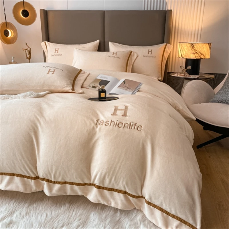 Winter Thickened Hotel Duvet Suit Twin Size Bedding Set Luxury Quality Elastic Fitted Sheet Pillowcase Comforter Sets
Winter Thickened Hotel Duvet Suit Twin Size Bedding Set Luxury Quality Elastic Fitted Sheet Pillowcase Comforter Sets