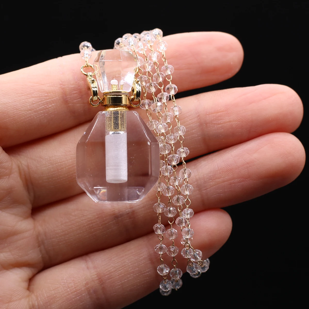 Natural Gem Stone Perfume Bottle Necklace Essential Oil Diffuser Transparent Crystal Pendant for Jewelry Necklace Party Gifts
Natural Gem Stone Perfume Bottle Necklace Essential Oil Diffuser Transparent Crystal Pendant for Jewelry Necklace Party Gifts