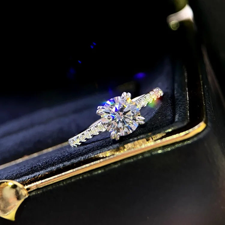 Классическое кольцо с бриллиантами с четырьмя крапанами, женское свадебное кольцо с муассанитом и изменяемым размером, сверкающее женское ...
Классическое кольцо с бриллиантами с четырьмя крапанами, женское свадебное кольцо с муассанитом и изменяемым размером, сверкающее женское ...