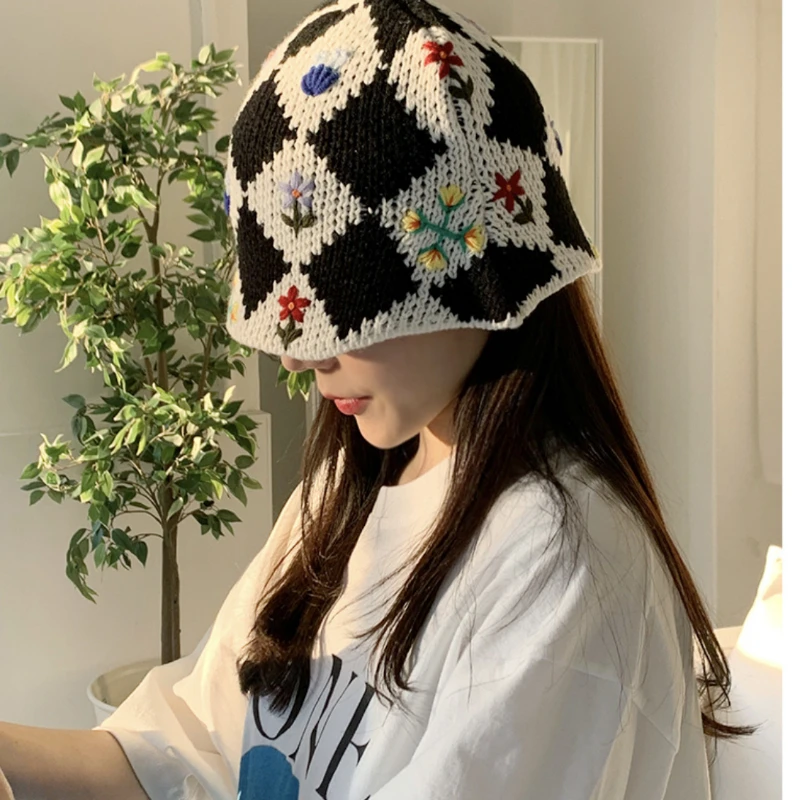 Spring and Autumn Plaid Flower Embroidery Knitted Fisherman Hat Women's Fashion Warm Dome Decoration Outdoor Leisure Bucket Cap
Spring and Autumn Plaid Flower Embroidery Knitted Fisherman Hat Women's Fashion Warm Dome Decoration Outdoor Leisure Bucket Cap
