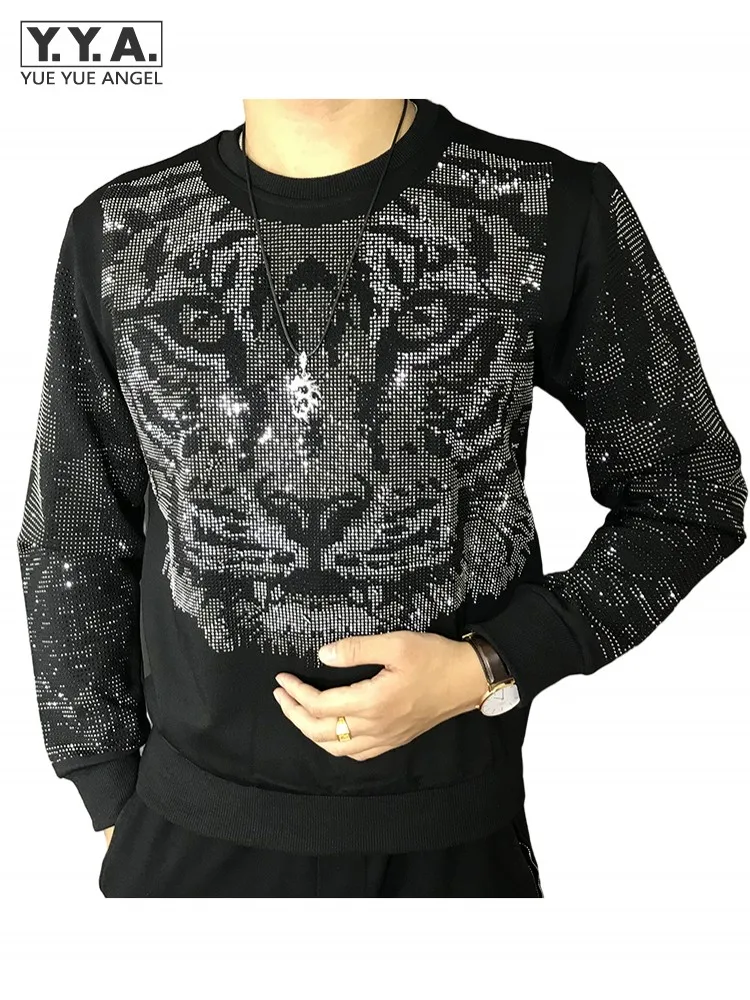 Spring New Men Casual Sweathirt Tops Black Gothic Diamonds Tiger Pullover Autumn Man O-Neck Shiny Crystal Sweatshirts Streetwear
Spring New Men Casual Sweathirt Tops Black Gothic Diamonds Tiger Pullover Autumn Man O-Neck Shiny Crystal Sweatshirts Streetwear