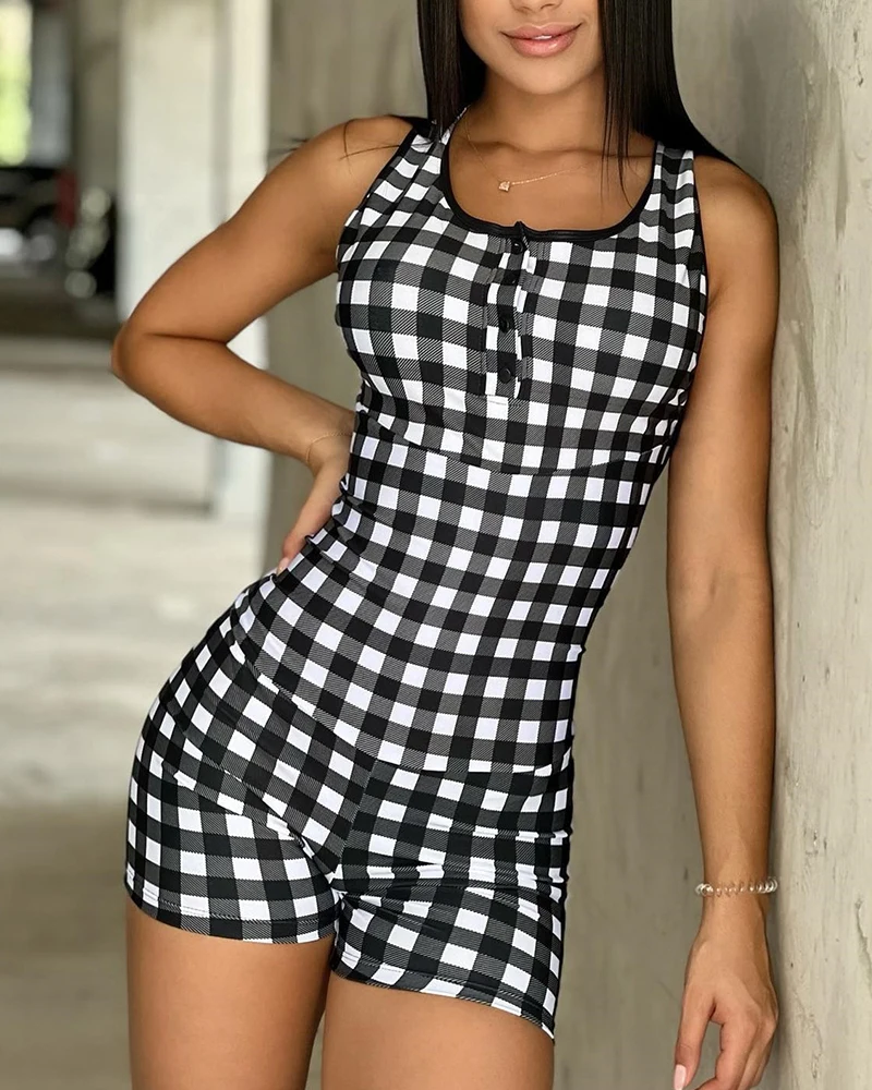 2022 Women Holiday One Piece Suit Summer Casual Plaid Print Crisscross Backless Ruched Romper Sexy Open Back Womens Clothes New
2022 Women Holiday One Piece Suit Summer Casual Plaid Print Crisscross Backless Ruched Romper Sexy Open Back Womens Clothes New