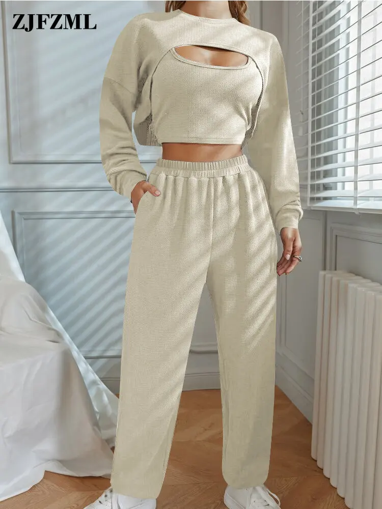 2022 Casual Sportswear 3 Piece Jogging Suit for Women Solid Color Tank Tops+long Sleeve Pullover+elastic Waist Side Pocket Pants
2022 Casual Sportswear 3 Piece Jogging Suit for Women Solid Color Tank Tops+long Sleeve Pullover+elastic Waist Side Pocket Pants
