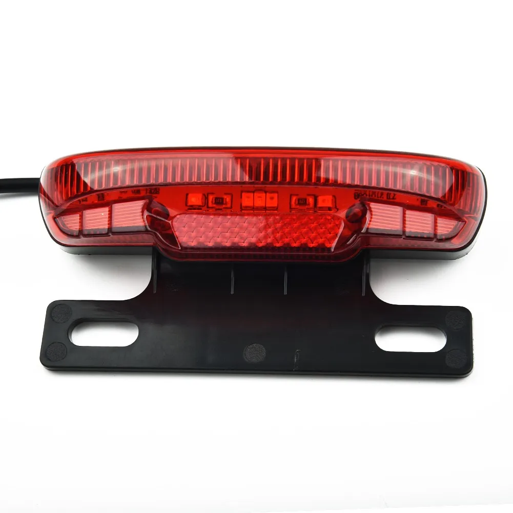 1PC ABS SM Connector 36-48V Ebike Rear LightTail Light Safety Warn Rear Lamp For Electric Bicycle The Light Can Be Connected
1PC ABS SM Connector 36-48V Ebike Rear LightTail Light Safety Warn Rear Lamp For Electric Bicycle The Light Can Be Connected
