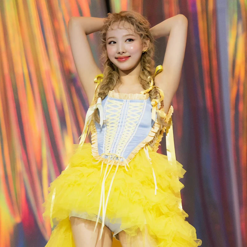 Одежда Kpop, женские наряды для концерта, красивый женский наряд, костюм для сцены, сказочный жилет, одежда для музыкального фестиваля JL4558 
Одежда Kpop, женские наряды для концерта, красивый женский наряд, костюм для сцены, сказочный жилет, одежда для музыкального фестиваля JL4558