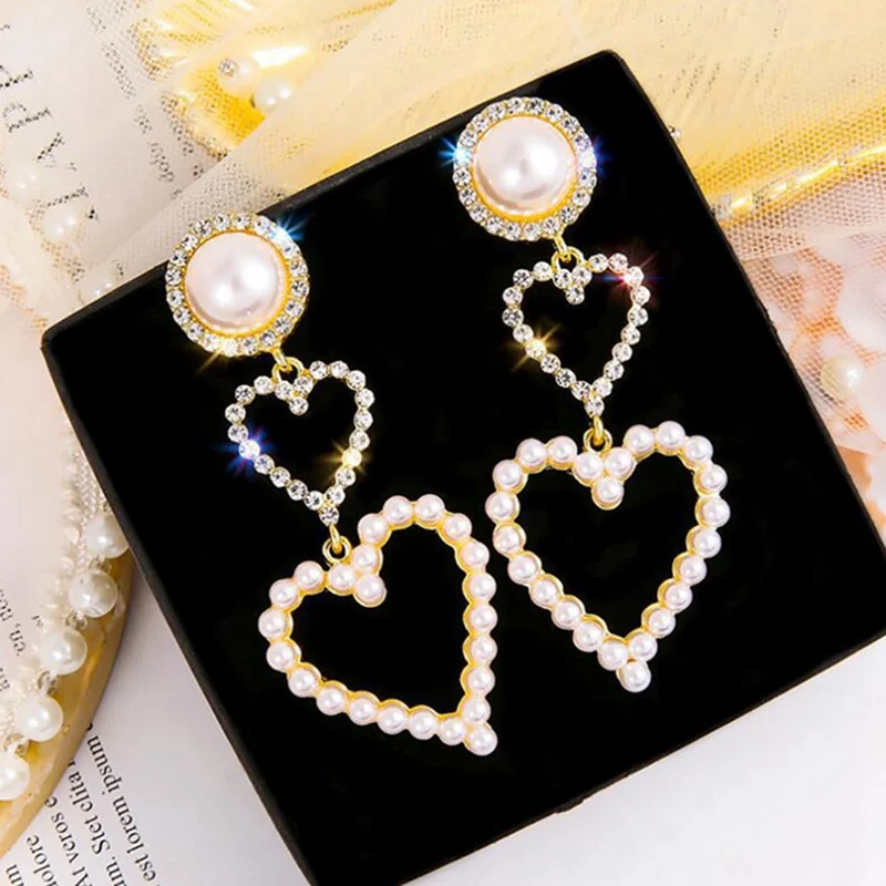 Metal Classic Women Dangle Earrings Korean Crystal Heart-shaped Earrings Temperament Long Pearl Jewelry 
Metal Classic Women Dangle Earrings Korean Crystal Heart-shaped Earrings Temperament Long Pearl Jewelry