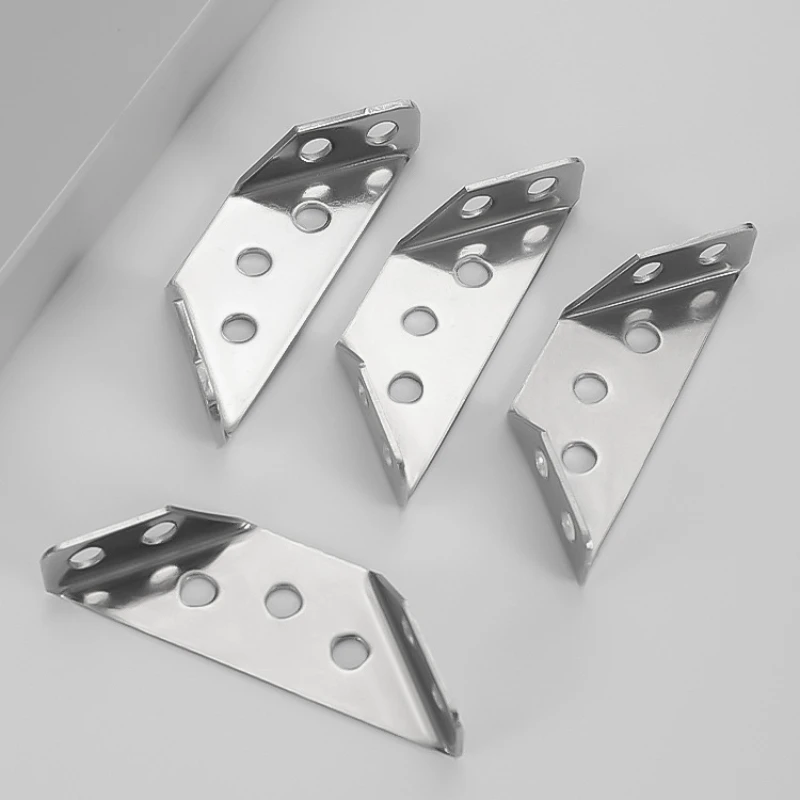 Железные угловые кронштейны 2/4 шт.
Железные угловые кронштейны 2/4 шт.