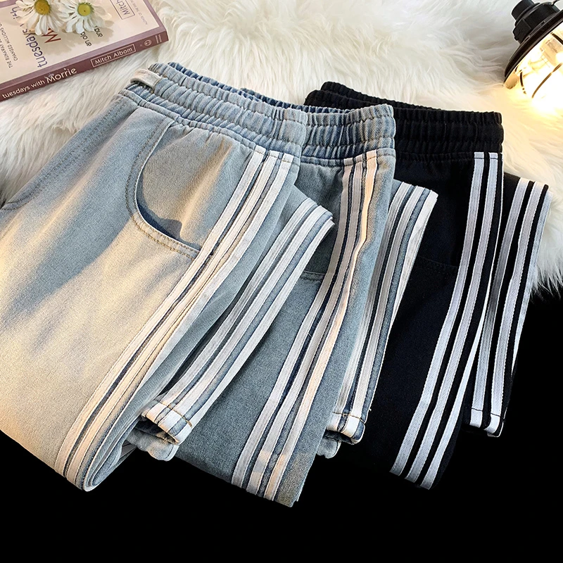 Straight Leg Jeans Men 2022 Male Clothing Men's Pants Y2k Jeans Man High Waist Vintage Clothes Denim Korean Fashion Blue Black
Straight Leg Jeans Men 2022 Male Clothing Men's Pants Y2k Jeans Man High Waist Vintage Clothes Denim Korean Fashion Blue Black