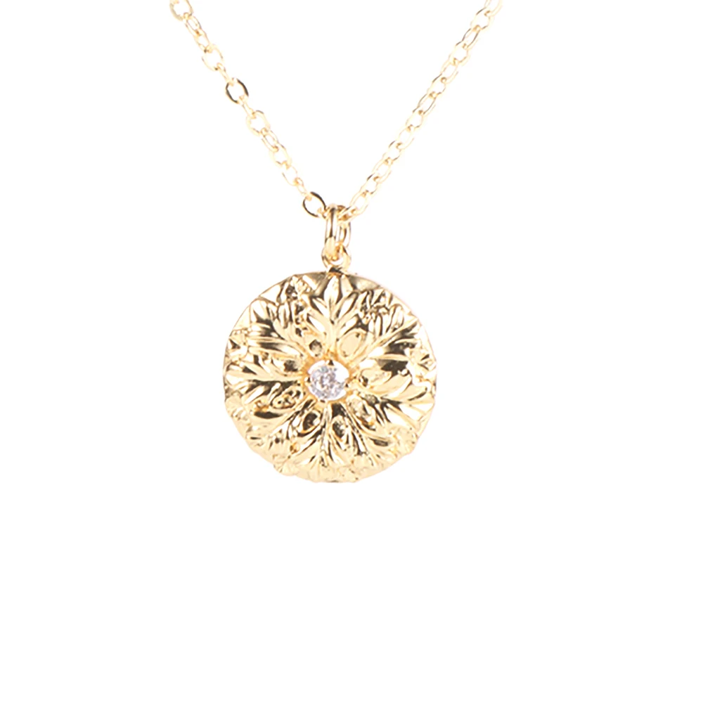 Nabest European American Retro Snowflake Relief Zirconium 18k Gold Plated Locket Necklace Fashion Jewelry for Women 
Nabest European American Retro Snowflake Relief Zirconium 18k Gold Plated Locket Necklace Fashion Jewelry for Women