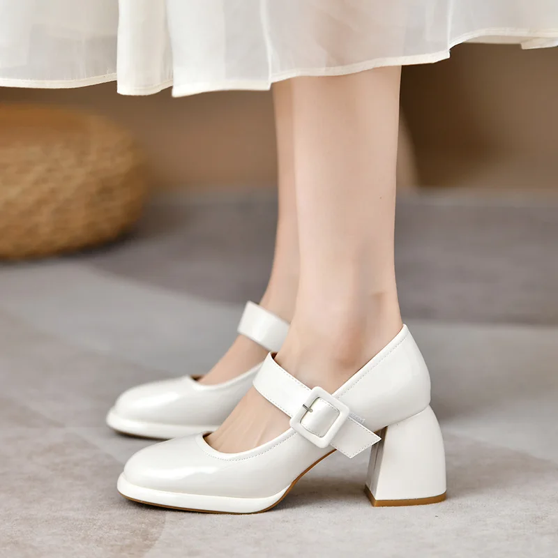 Женские босоножки на высоком каблуке 8 см, Туфли Мэри Джейн на платформе с квадратным носком, сандалии-гладиаторы из лакированной кожи с пря...
Женские босоножки на высоком каблуке 8 см, Туфли Мэри Джейн на платформе с квадратным носком, сандалии-гладиаторы из лакированной кожи с пря...