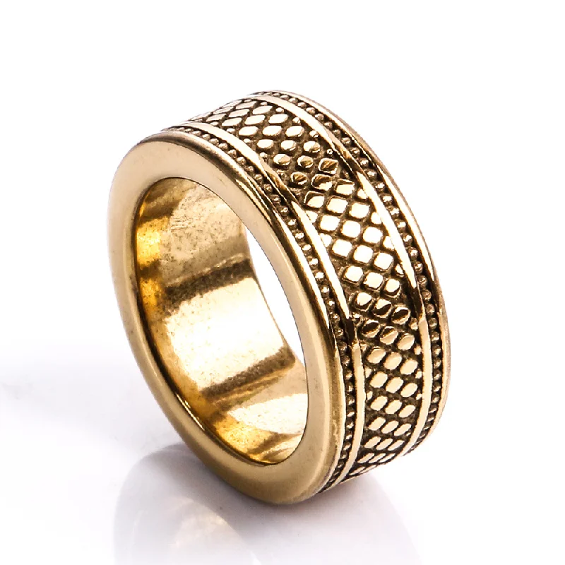 Retro Trend Punk Imitation Old Men's Stainless Steel Ring Hand Jewelry Overbearing Rugged Personality Titanium Steel Ring
Retro Trend Punk Imitation Old Men's Stainless Steel Ring Hand Jewelry Overbearing Rugged Personality Titanium Steel Ring