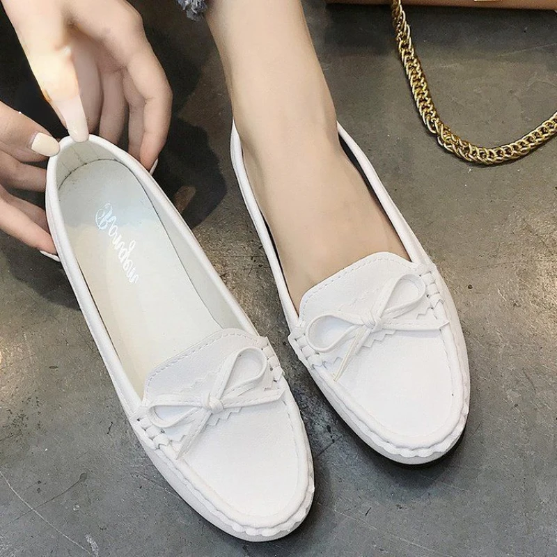 2022 New Spring White Nurse Shoes Rubber Sole Flat Keel Thin Shoes Soft Bottom Soft Leather Moccasin-Gommino Women's Shoes
2022 New Spring White Nurse Shoes Rubber Sole Flat Keel Thin Shoes Soft Bottom Soft Leather Moccasin-Gommino Women's Shoes