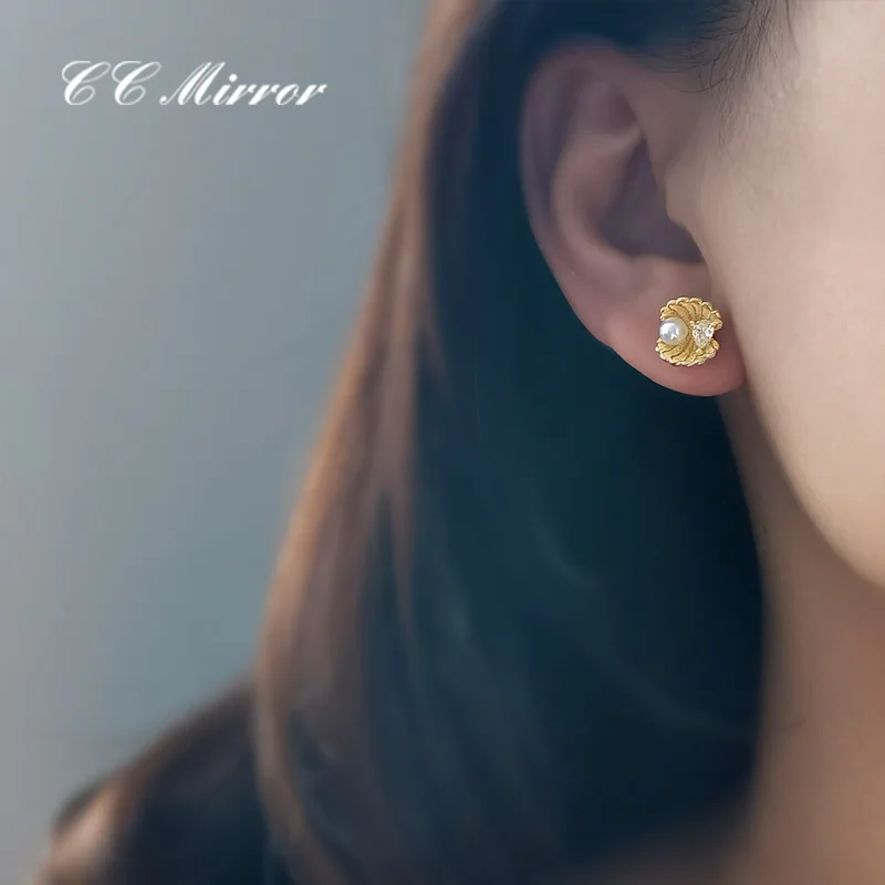 Luxury Gold Shell Peral Earrings Stud For Women 2022 14K Gold Filled Beach Simple Delicate Hypoallergenic Jewelry Birthday Gift
Luxury Gold Shell Peral Earrings Stud For Women 2022 14K Gold Filled Beach Simple Delicate Hypoallergenic Jewelry Birthday Gift