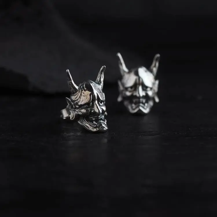 Vintage Mask Skeleton Earrings Korean Fashion Women Bijouterie Jewelry Y2k Accessories Gift Young Girls New in Earring Festival
Vintage Mask Skeleton Earrings Korean Fashion Women Bijouterie Jewelry Y2k Accessories Gift Young Girls New in Earring Festival