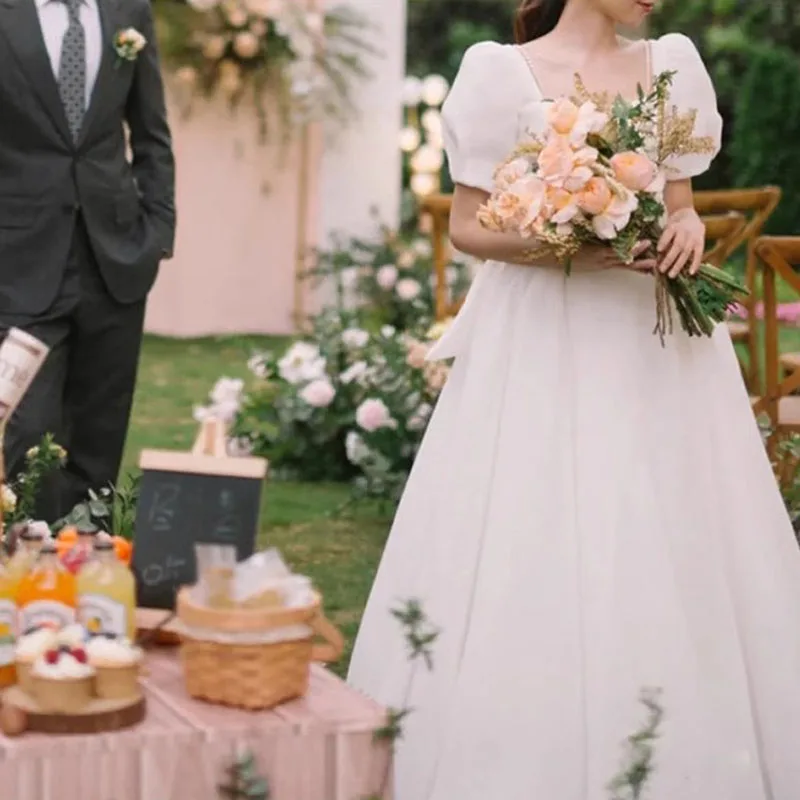 Ball Gown Wedding Dresses Elegant Sweetheart High Waist Short Sleeves Zipper Back Sweep Train Bridal Gowns
Ball Gown Wedding Dresses Elegant Sweetheart High Waist Short Sleeves Zipper Back Sweep Train Bridal Gowns